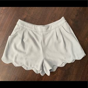 TOBI mint scallop shorts